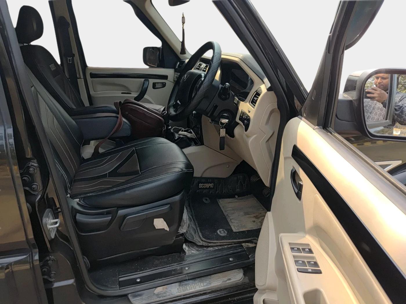 2024 Mahindra SCORPIO CLASSIC S11 7STR, Diesel, Manual, 29,472 km, interior