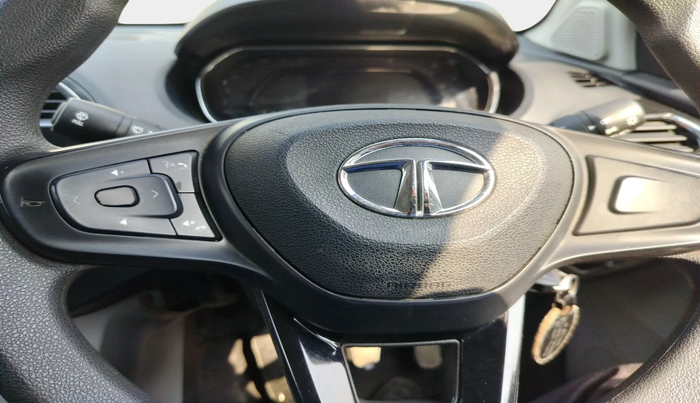 2023 Tata Tiago XT CNG, Petrol, Manual, 20,998 km, interior