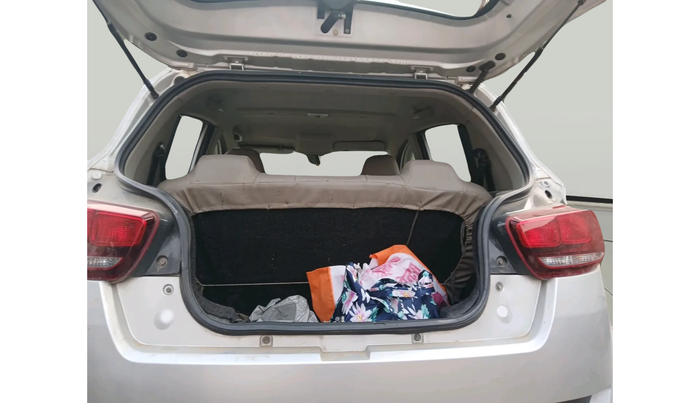 2016 Mahindra Kuv100 K2 6 STR, Petrol, Manual, 89,508 km, exterior