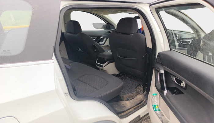 2021 Tata Safari XT PLUS, Diesel, Manual, 89,788 km, interior