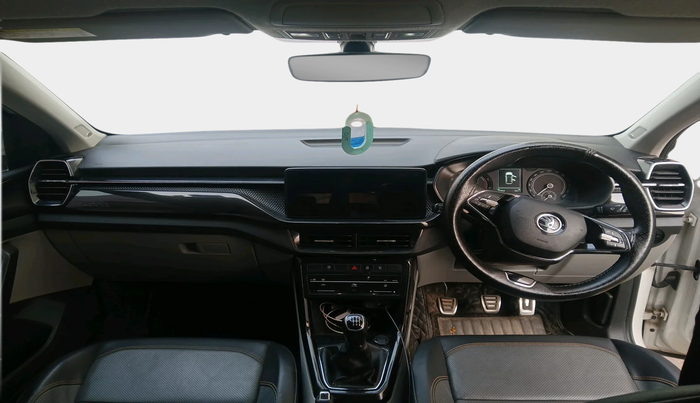 2022 Skoda KUSHAQ STYLE 1.0L TSI MT, Petrol, Manual, 65,953 km, interior