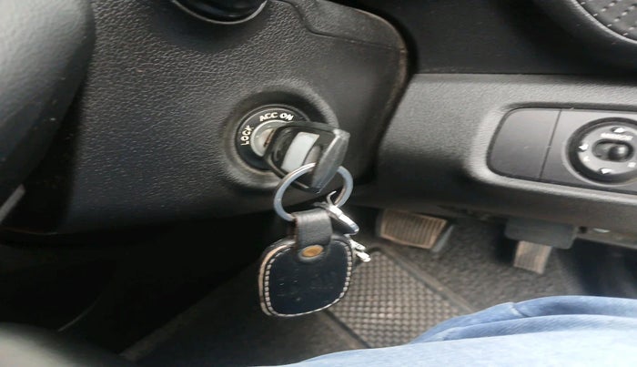 2019 Hyundai NEW SANTRO Sportz AMT SE, Petrol, Automatic, 49,099 km, interior