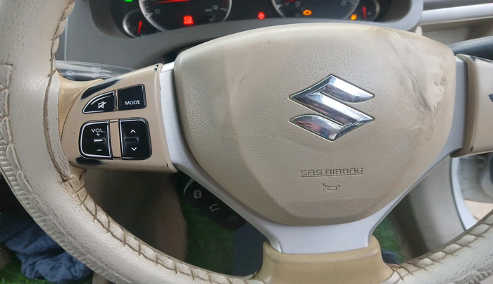 2017 Maruti Ertiga VXI CNG, Petrol, Manual, 1,19,139 km, interior