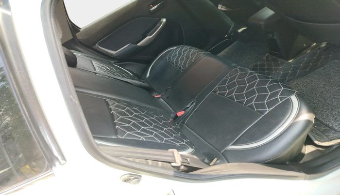 2021 Maruti Baleno ZETA PETROL 1.2, Petrol, Manual, 30,119 km, interior