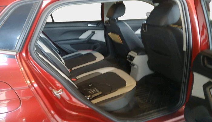 2022 Volkswagen TAIGUN TOPLINE 1.0 TSI MT, Petrol, Manual, 30,119 km, interior