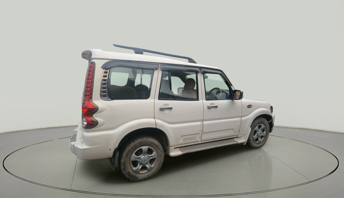 2011 Mahindra Scorpio SLE, Diesel, Manual, 1,31,633 km, exterior