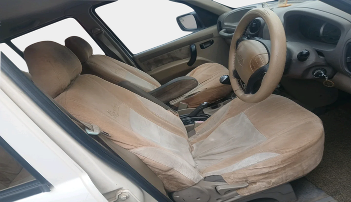 2011 Mahindra Scorpio SLE, Diesel, Manual, 1,31,633 km, interior