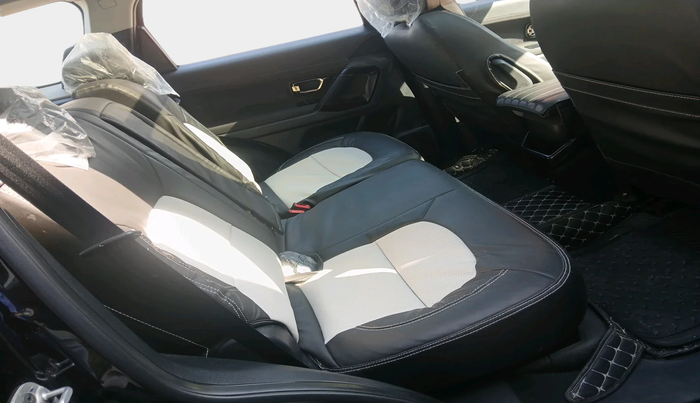 2023 Tata Safari XT PLUS DARK EDITION, Diesel, Manual, 12,311 km, interior