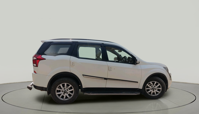 2019 Mahindra XUV500 W9, Diesel, Manual, 1,10,737 km, exterior