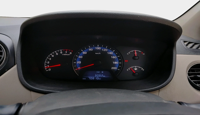 2016 Hyundai Xcent S 1.2, Petrol, Manual, 70,810 km, interior