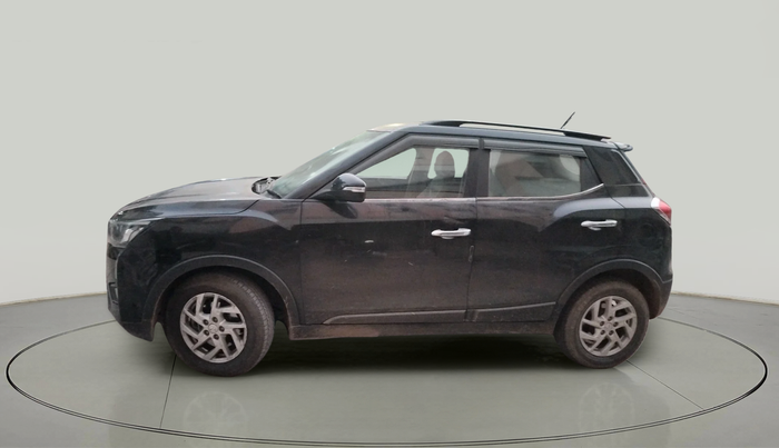 2022 Mahindra XUV300 W8 1.5 DIESEL, Diesel, Manual, 91,940 km, exterior