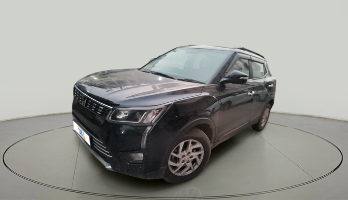 2022 Mahindra XUV300 W8 1.5 DIESEL, Diesel, Manual, 91,940 km, exterior