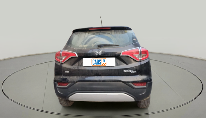 2022 Mahindra XUV300 W8 1.5 DIESEL, Diesel, Manual, 91,940 km, exterior