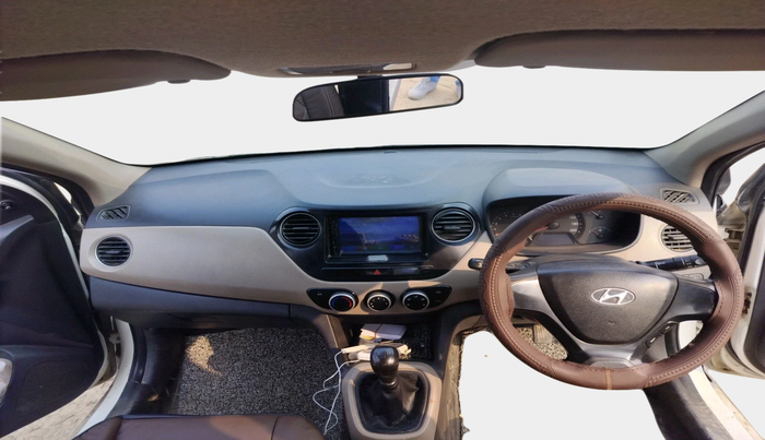 2016 Hyundai Xcent BASE 1.1, Diesel, Manual, 87,824 km, interior