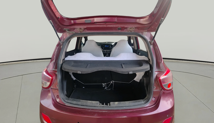 2016 Hyundai Grand i10 SPORTZ 1.1 CRDI, Diesel, Manual, 67,020 km, exterior