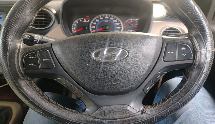 2016 Hyundai Grand i10 SPORTZ 1.1 CRDI, Diesel, Manual, 67,020 km, interior