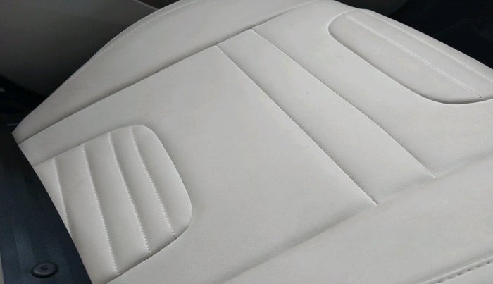 2024 Mahindra XUV 3XO AX5 1.2 L TCMPFI AT, Petrol, Automatic, 17,454 km, interior