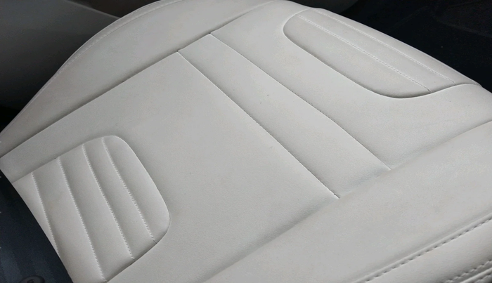 2024 Mahindra XUV 3XO AX5 1.2 L TCMPFI AT, Petrol, Automatic, 17,454 km, interior