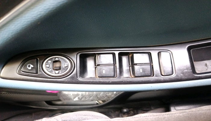 2017 Hyundai i20 Active 1.4 S, Diesel, Manual, 1,58,229 km, interior