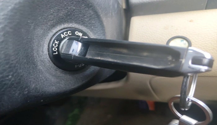 2015 Hyundai Eon ERA +, Petrol, Manual, 1,03,888 km, interior