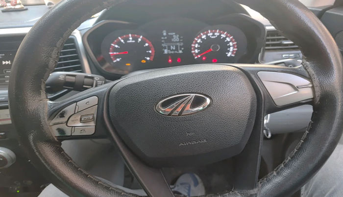 2019 Mahindra XUV300 W6 1.2 PETROL, Petrol, Manual, 1,34,014 km, interior