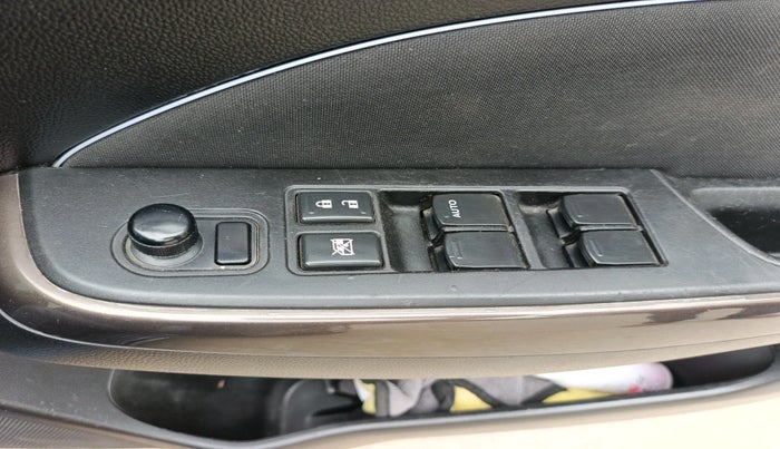 2018 Maruti Swift ZDI AMT, Diesel, Automatic, 79,164 km, interior