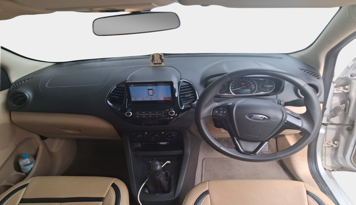 2020 Ford Figo Aspire TITANIUM 1.2 PETROL, Petrol, Manual, 1,05,561 km, interior