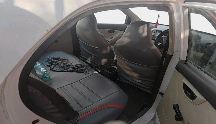 2017 Hyundai Eon ERA +, Petrol, Manual, 1,26,203 km, interior