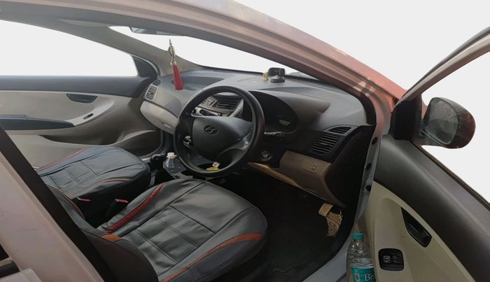 2017 Hyundai Eon ERA +, Petrol, Manual, 1,26,203 km, interior