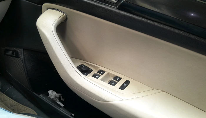 2018 Skoda Kodiaq STYLE 2.0 TDI 4X4 AT, Diesel, Automatic, 1,56,850 km, interior