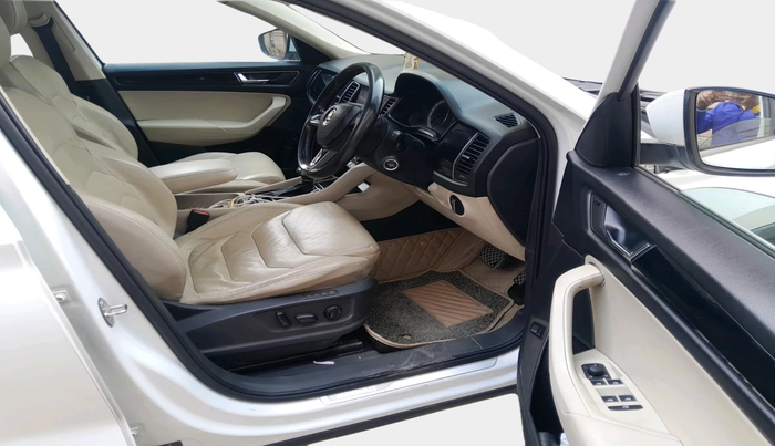 2018 Skoda Kodiaq STYLE 2.0 TDI 4X4 AT, Diesel, Automatic, 1,56,850 km, interior