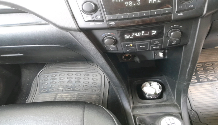 2014 Maruti Swift ZXI, Petrol, Manual, 50,688 km, interior