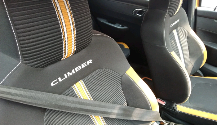 2022 Renault Kwid CLIMBER AMT 1.0, Petrol, Automatic, 28,400 km, interior