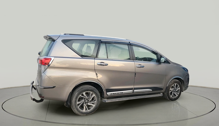 2022 Toyota Innova Crysta 2.4 VX 7 STR, Diesel, Manual, 54,135 km, exterior