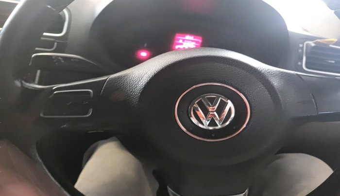 2014 Volkswagen Polo HIGHLINE1.2L, Petrol, Manual, 99,994 km, interior