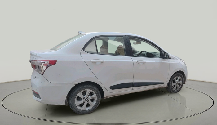 2017 Hyundai Xcent SX 1.2, Petrol, Manual, 95,843 km, exterior