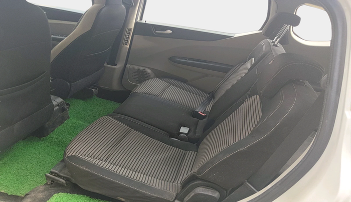 2023 Renault TRIBER RXZ, Petrol, Manual, 44,733 km, interior