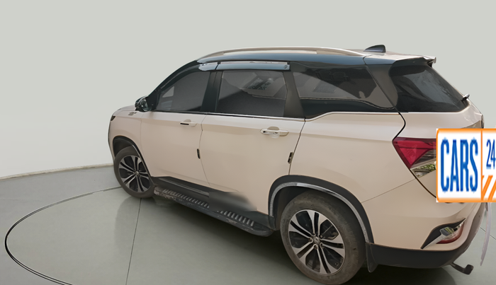 2022 MG HECTOR PLUS SHARP 1.5 TURBO HYBRID MT 6-STR DUAL TONE, Petrol, Manual, 30,783 km, exterior