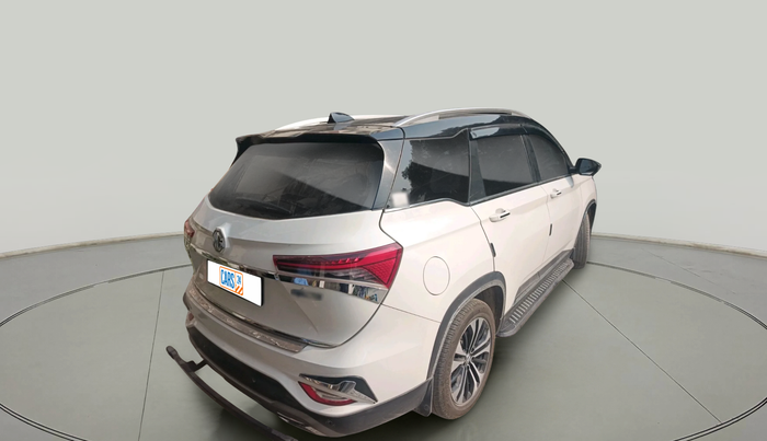 2022 MG HECTOR PLUS SHARP 1.5 TURBO HYBRID MT 6-STR DUAL TONE, Petrol, Manual, 30,783 km, exterior