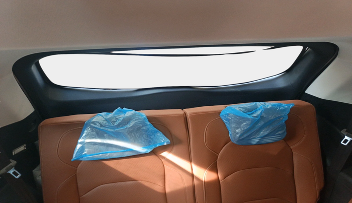 2022 MG HECTOR PLUS SHARP 1.5 TURBO HYBRID MT 6-STR DUAL TONE, Petrol, Manual, 30,783 km, interior