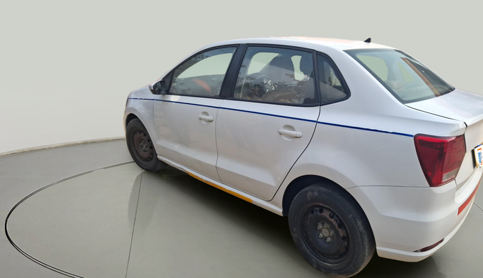 2017 Volkswagen Ameo TRENDLINE 1.5L, Diesel, Manual, 2,00,254 km, exterior