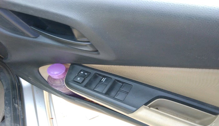 2014 Honda City 1.5L I-VTEC SV, Petrol, Manual, 1,03,319 km, interior