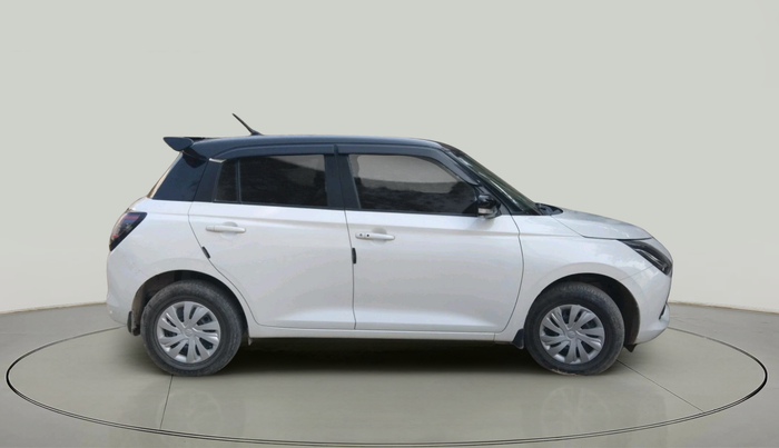 2024 Maruti Swift VXi, Petrol, Manual, 13,163 km, exterior