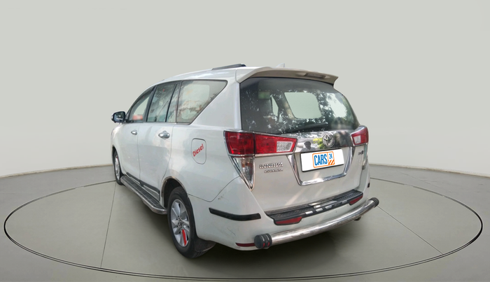 2016 Toyota Innova Crysta 2.4 VX 7 STR, Diesel, Manual, 2,15,397 km, exterior