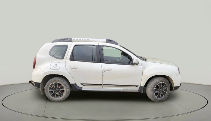 2016 Renault Duster 85 PS RXZ DIESEL, Diesel, Manual, 1,76,367 km, exterior