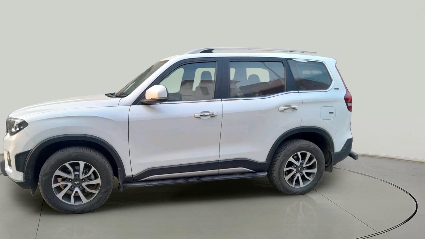 2025 Mahindra SCORPIO-N Z8 L DIESEL MT 2WD 7 STR, Diesel, Manual, 25,680 km, exterior