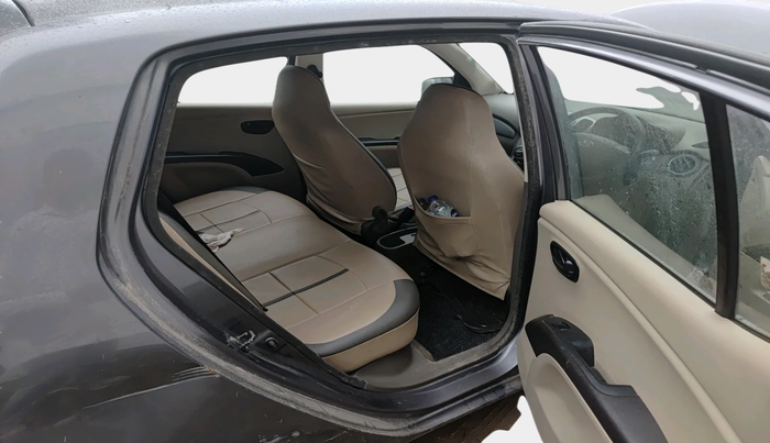 2014 Hyundai i10 MAGNA 1.1, Petrol, Manual, 44,601 km, interior