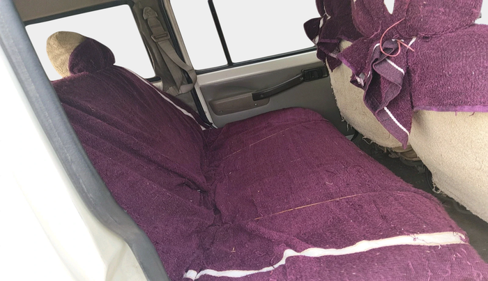 2014 Mahindra Bolero SLX BS IV, Diesel, Manual, 1,66,122 km, interior