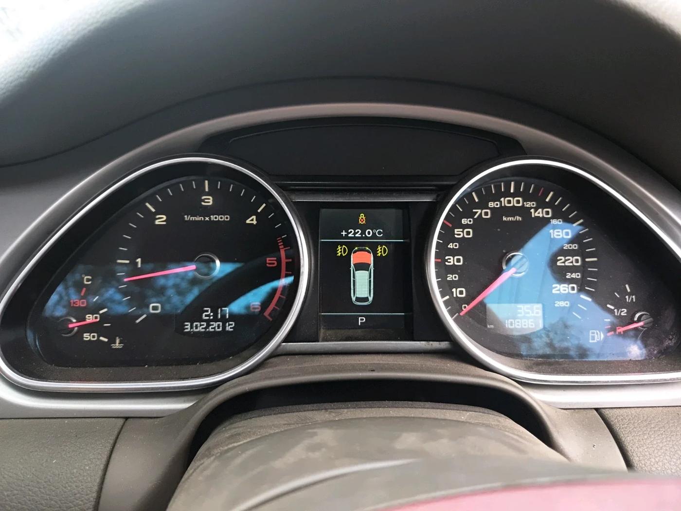 2012 Audi Q7 3.0 TDI QUATTRO, Diesel, Automatic, 1,08,861 km, interior