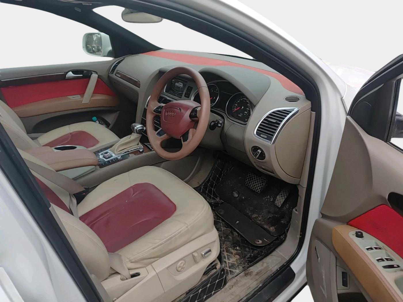 2012 Audi Q7 3.0 TDI QUATTRO, Diesel, Automatic, 1,08,861 km, interior